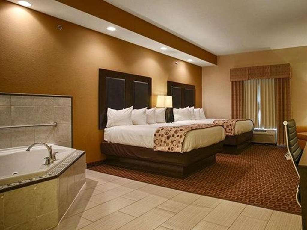 Red Roof Inn & Suites לונגוויו חדר תמונה