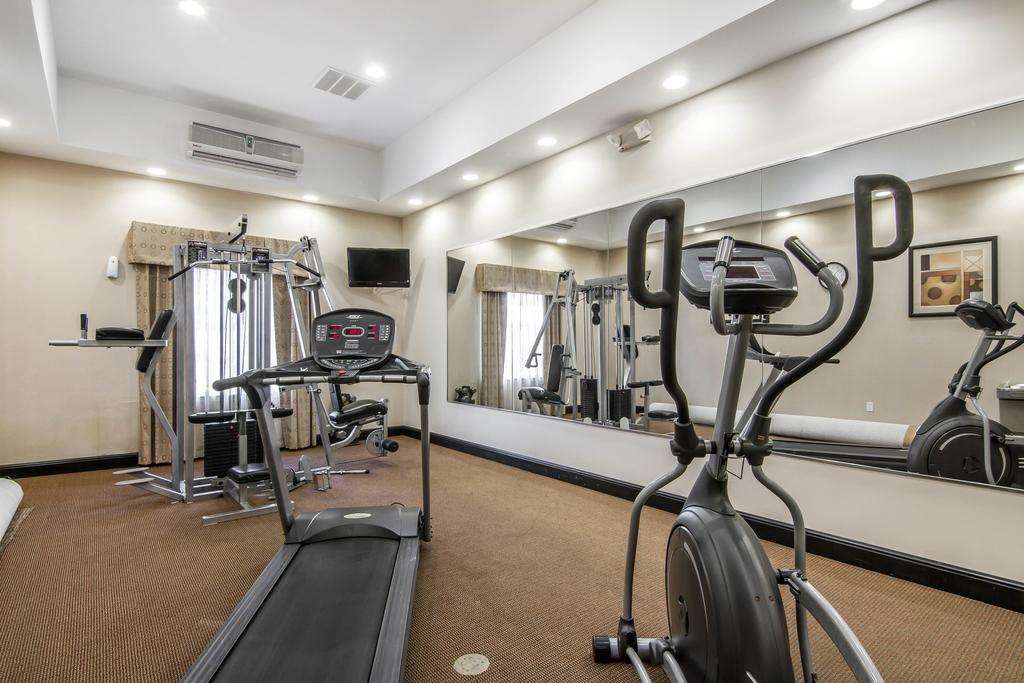 Red Roof Inn & Suites לונגוויו מתקנים תמונה