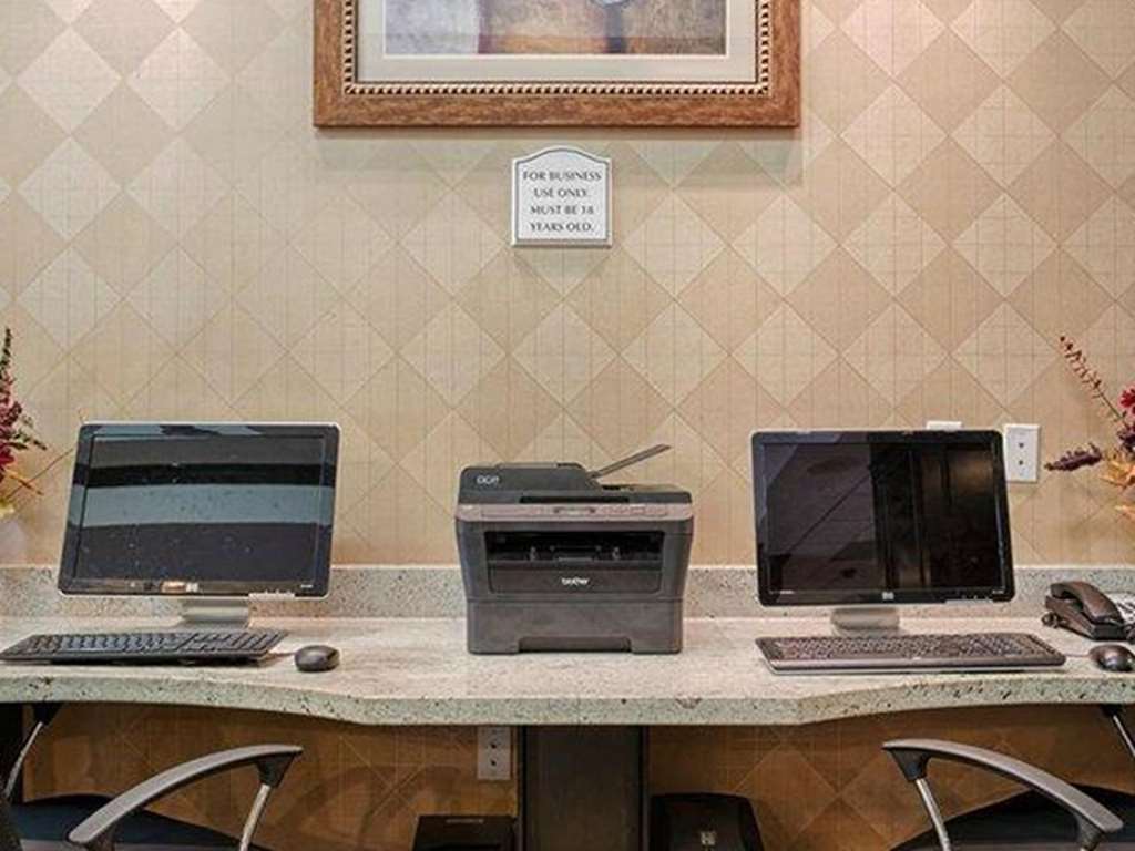 Red Roof Inn & Suites לונגוויו מתקנים תמונה